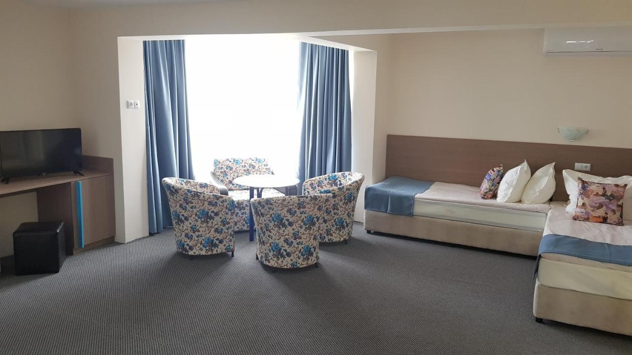 Амида Hotel Varvara  Bagian luar foto